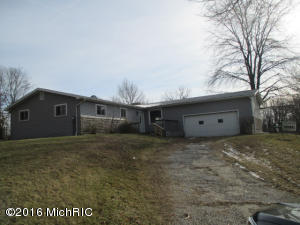 445 Block Rd, Coldwater, MI 49036 photo 1