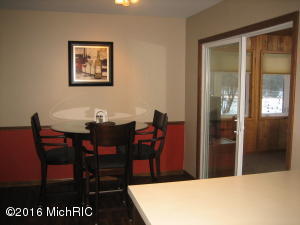 16735 E Augusta Dr, Augusta, MI 49012 photo 11