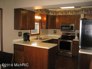 16735 E Augusta Dr, Augusta, MI 49012 photo 14