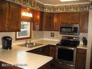 16735 E Augusta Dr, Augusta, MI 49012 photo 13