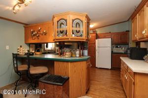 45 Smith, Hesperia, MI 49421 photo 2