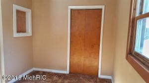 3275 E 40th, White Cloud, MI 49349 photo 8