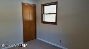 3275 E 40th, White Cloud, MI 49349 photo 3