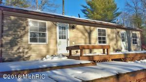 3275 E 40th, White Cloud, MI 49349 photo 21