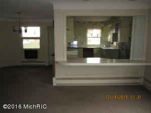 375 E Maple St, Climax, MI 49034 photo 4
