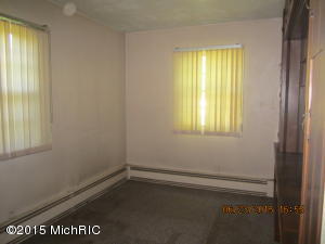 375 E Maple St, Climax, MI 49034 photo 9