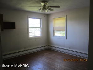 375 E Maple St, Climax, MI 49034 photo 7
