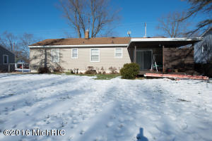 1042 Bronson, Plainwell, MI 49080 photo 12