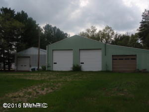 1413 James St, White Cloud, MI 49349 photo 37