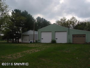 1413 James St, White Cloud, MI 49349 photo 7