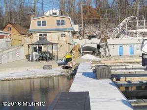 106 E Gull Lake Dr, Augusta, MI 49012 photo 1