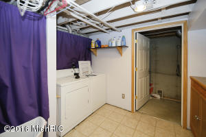56971 Bow Dr, Three Rivers, MI 49093 photo 18
