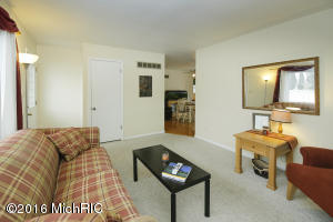56971 Bow Dr, Three Rivers, MI 49093 photo 4