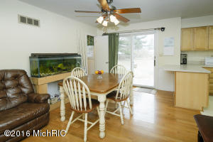 56971 Bow Dr, Three Rivers, MI 49093 photo 6