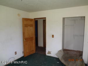 3630 Fox Dr, Grant, MI 49327 photo 18