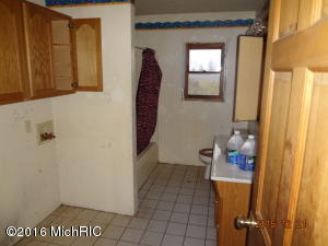 3630 Fox Dr, Grant, MI 49327 photo 14
