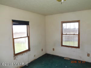3630 Fox Dr, Grant, MI 49327 photo 17