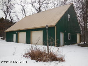 1174 W Echo Dr, White Cloud, MI 49349 photo 7