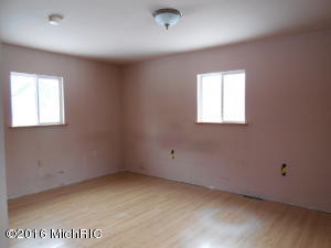 1174 W Echo Dr, White Cloud, MI 49349 photo 17