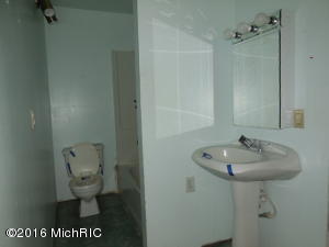 1174 W Echo Dr, White Cloud, MI 49349 photo 21