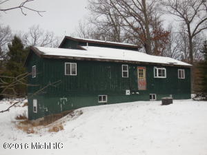 1174 W Echo Dr, White Cloud, MI 49349 photo 3