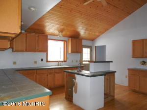 1174 W Echo Dr, White Cloud, MI 49349 photo 10