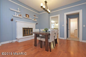 225 Colfax St, Plainwell, MI 49080 photo 11