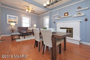 225 Colfax St, Plainwell, MI 49080 photo 7