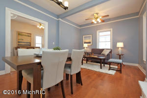 225 Colfax St, Plainwell, MI 49080 photo 8