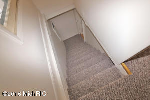 225 Colfax St, Plainwell, MI 49080 photo 27