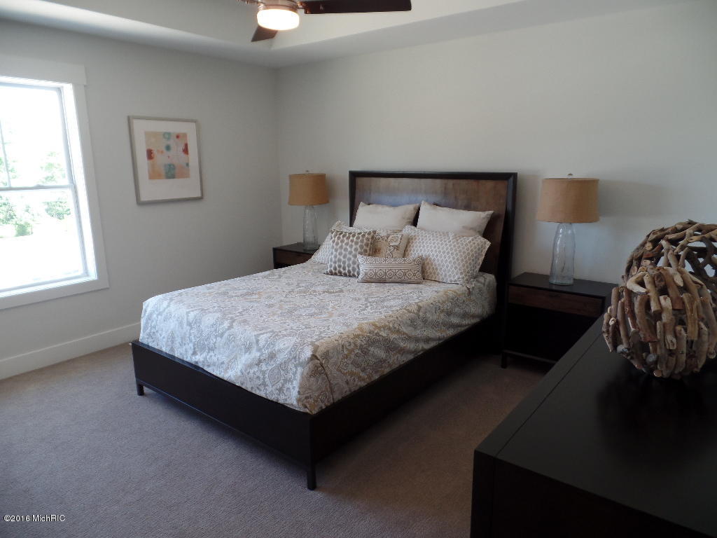 160 Garden Ter #C, Douglas, MI 49406 photo 33