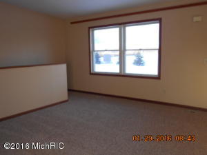 4756 Benton Rd, Belding, MI 48809 photo 4