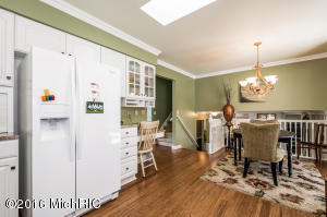 548 Adaway Ave SE, Ada, MI 49301 photo 8