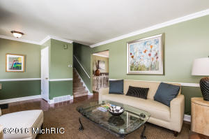 548 Adaway Ave SE, Ada, MI 49301 photo 5