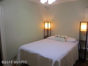 121 W Chart St, Plainwell, MI 49080 photo 12