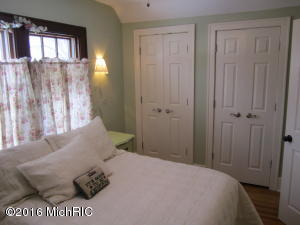 121 W Chart St, Plainwell, MI 49080 photo 26