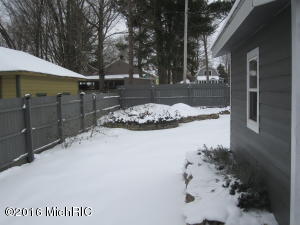 121 W Chart St, Plainwell, MI 49080 photo 36