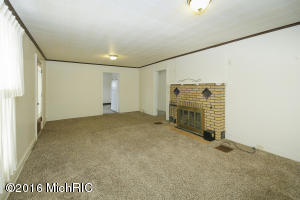314 Walnut St, Three Rivers, MI 49093 photo 5