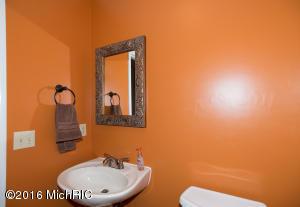 10371 Douglas, Plainwell, MI 49080 photo 33