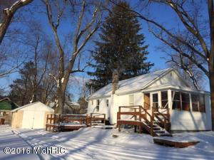 247 Mark St, Niles, MI 49120 photo 1