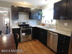 247 Mark St, Niles, MI 49120 photo 7