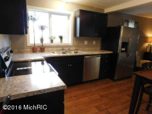247 Mark St, Niles, MI 49120 photo 6