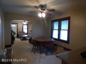 315 Chippewa, Buchanan, MI 49107 photo 5