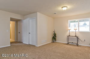 13739 E Harmony Ct, Sparta, MI 49345 photo 11