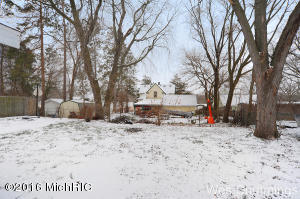 817 S Broas St, Belding, MI 48809 photo 19