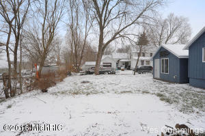 817 S Broas St, Belding, MI 48809 photo 18