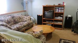 3584 Brook Point Dr, Hamilton, MI 49419 photo 8