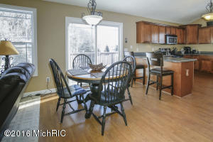 483 S Bridgeview Dr, Plainwell, MI 49080 photo 7