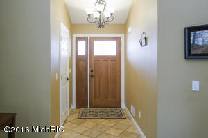 483 S Bridgeview Dr, Plainwell, MI 49080 photo 20