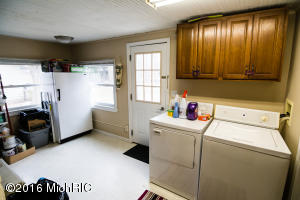 400 S Main, Crystal, MI 48818 photo 33